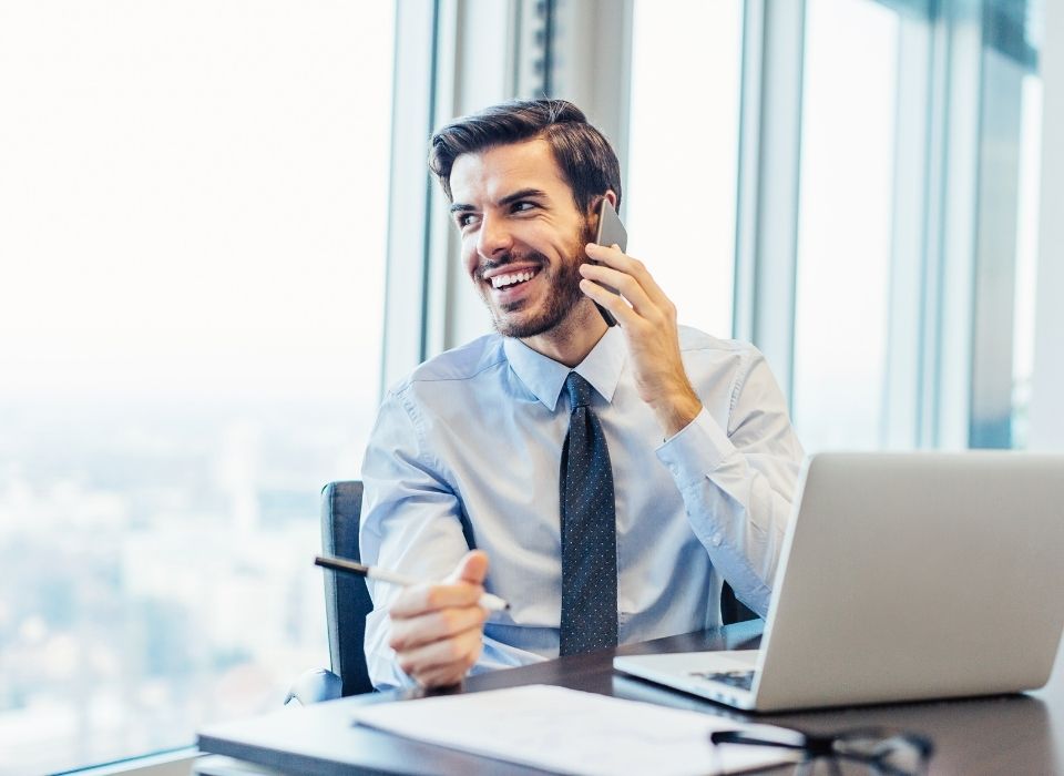 Profesjonalna odzież korporacyjna od Pro Image – eleganckie i wygodne ubrania biznesowe, idealne dla firm dbających o wizerunek.